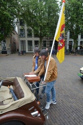 Lions IJsselvallei Classics voertuigen auto's klassiek uniek