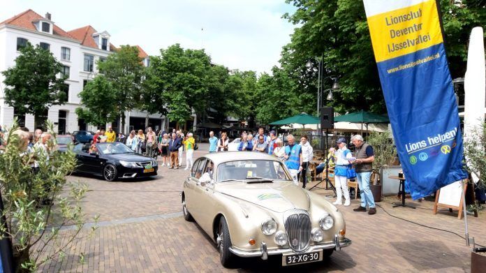 Lions IJsselvallei Classics voertuigen auto's klassiek uniek