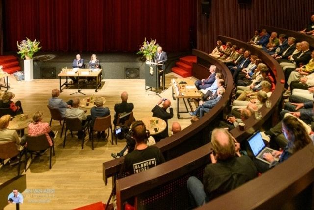 hoftheater raalte beëdiging burgemeester Rob Zuidema